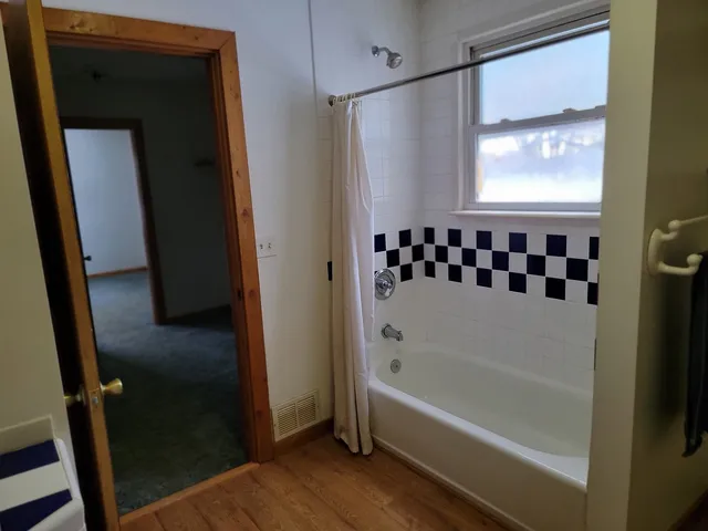 $180,000 | 63 West Richton Road, Steger, IL 60475