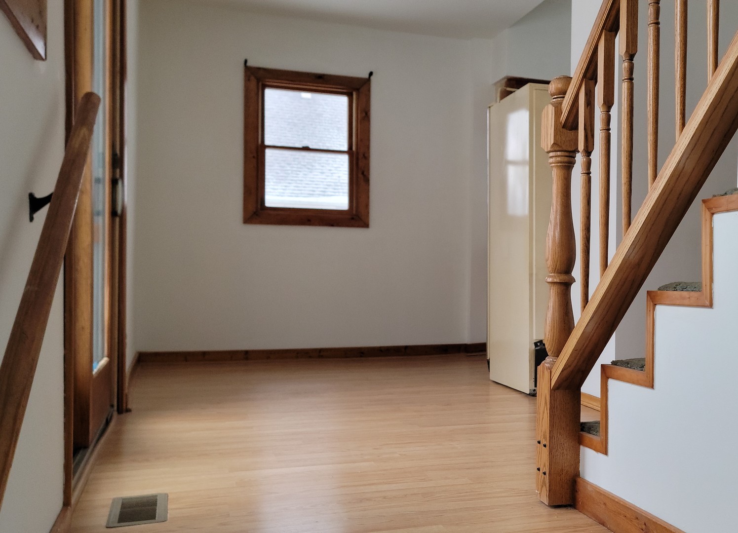 63 West Richton Road Steger, IL 60475 - Photo 7 of 48 a view of an entryway with staircase