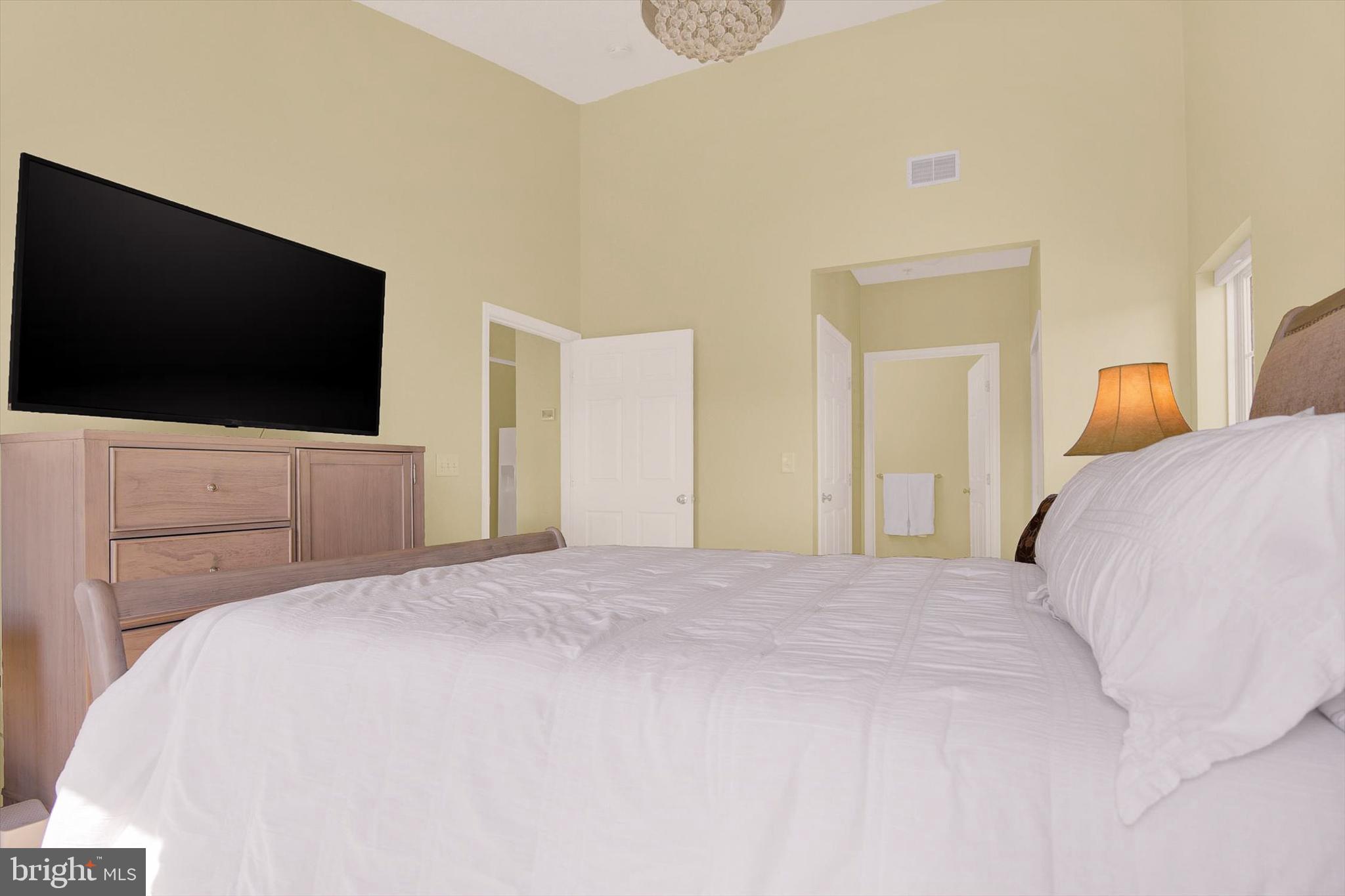 5497 Glenthorne Court, Unit 5497 Rosedale, MD 21237 - Photo 13 of 25 Offering every amenity you expect...