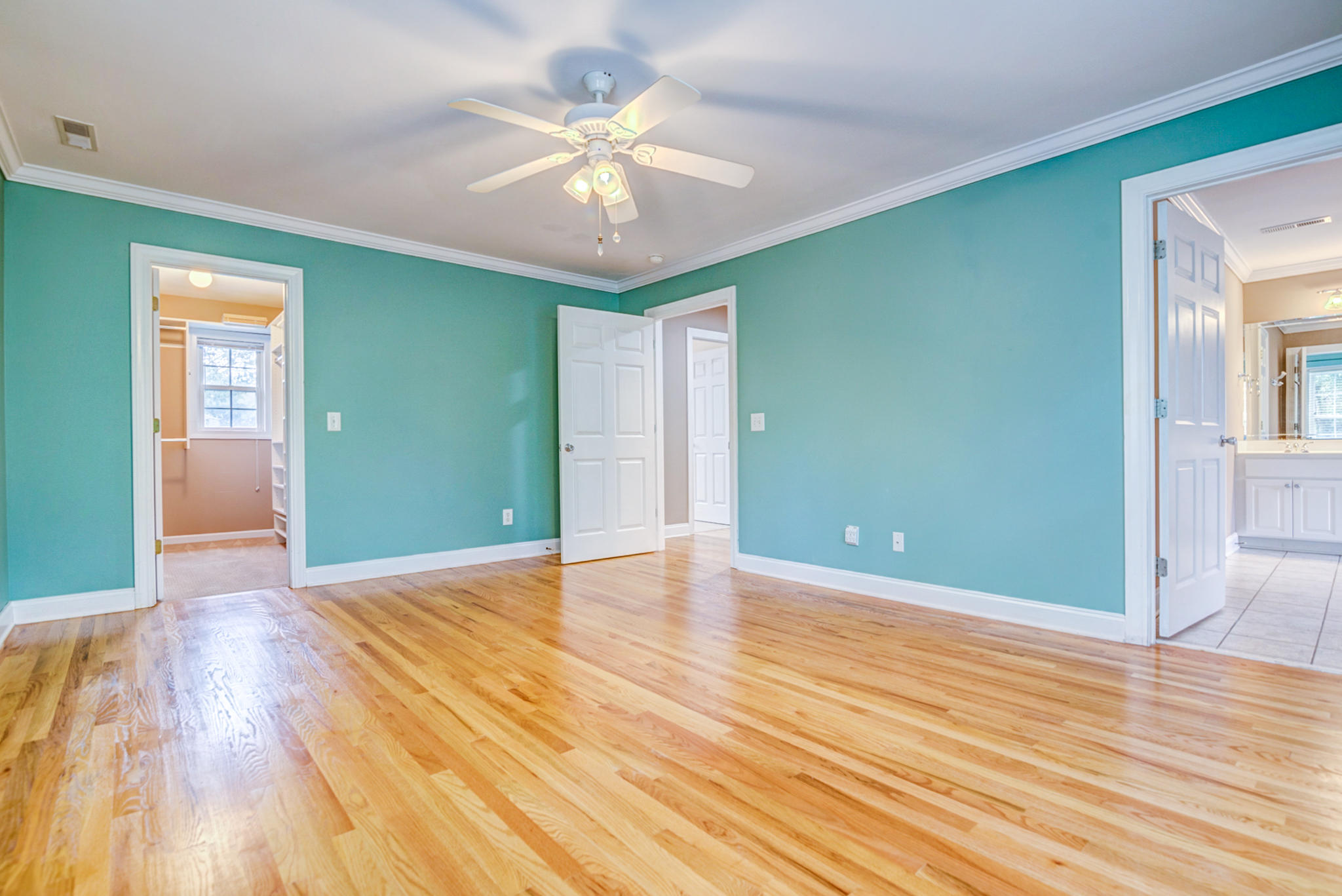 1301 Woodlock Road Mount Pleasant, SC 29464 - Photo 12 of 22 Master w Ensuite