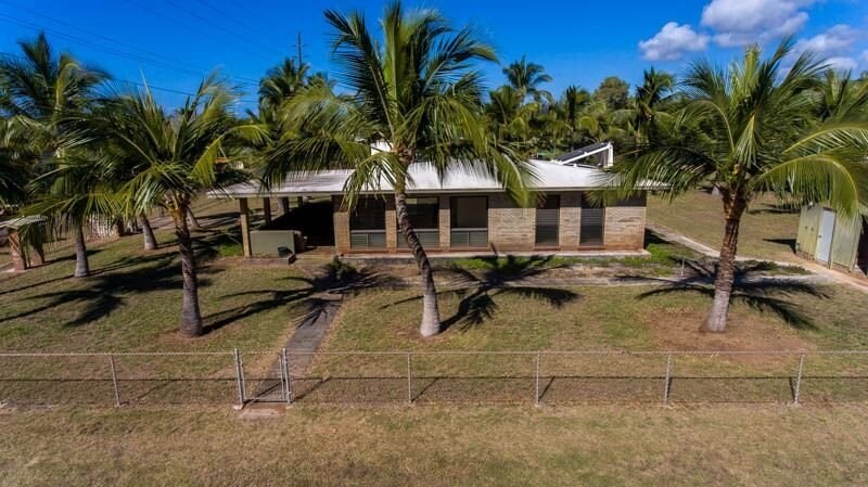 8595 Elepaio Road Kekaha, HI 96752 - Photo 8 of 25 a view of a backyard with a patio