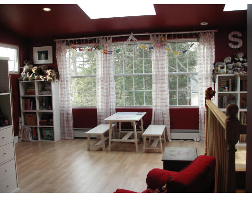 48 Whitman Road Waltham, MA 02453 - Photo 8 of 9 Gallery Image 8