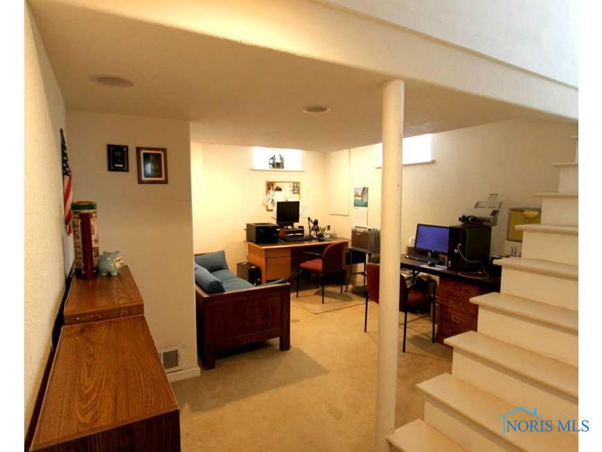 3717 Elmhurst Road Toledo, OH 43613 - Photo 2 of 8 Fin Basement.