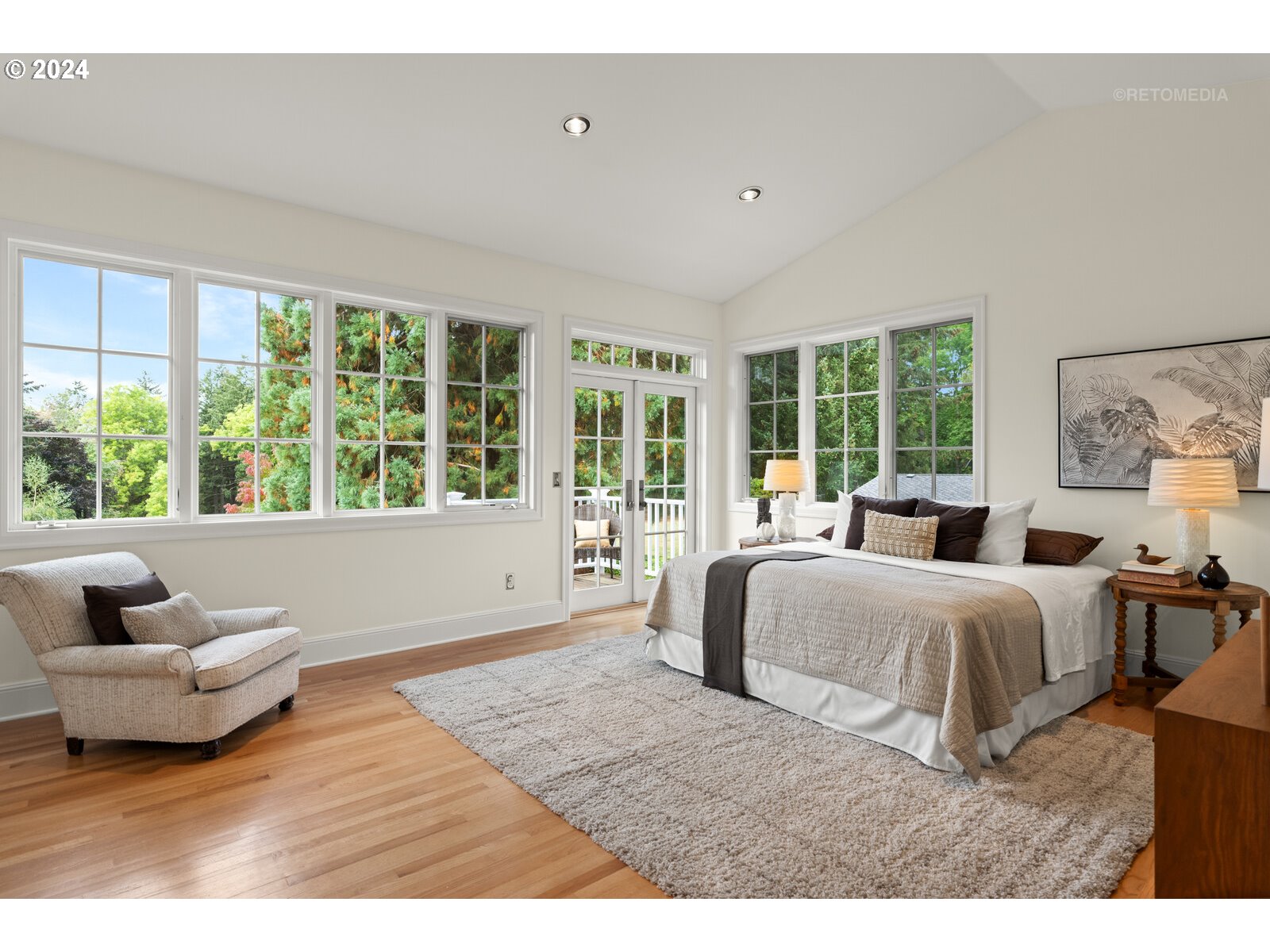 5207 Southwest Dosch Road Portland, OR 97239 - Photo 12 of 46 Gallery Image 12