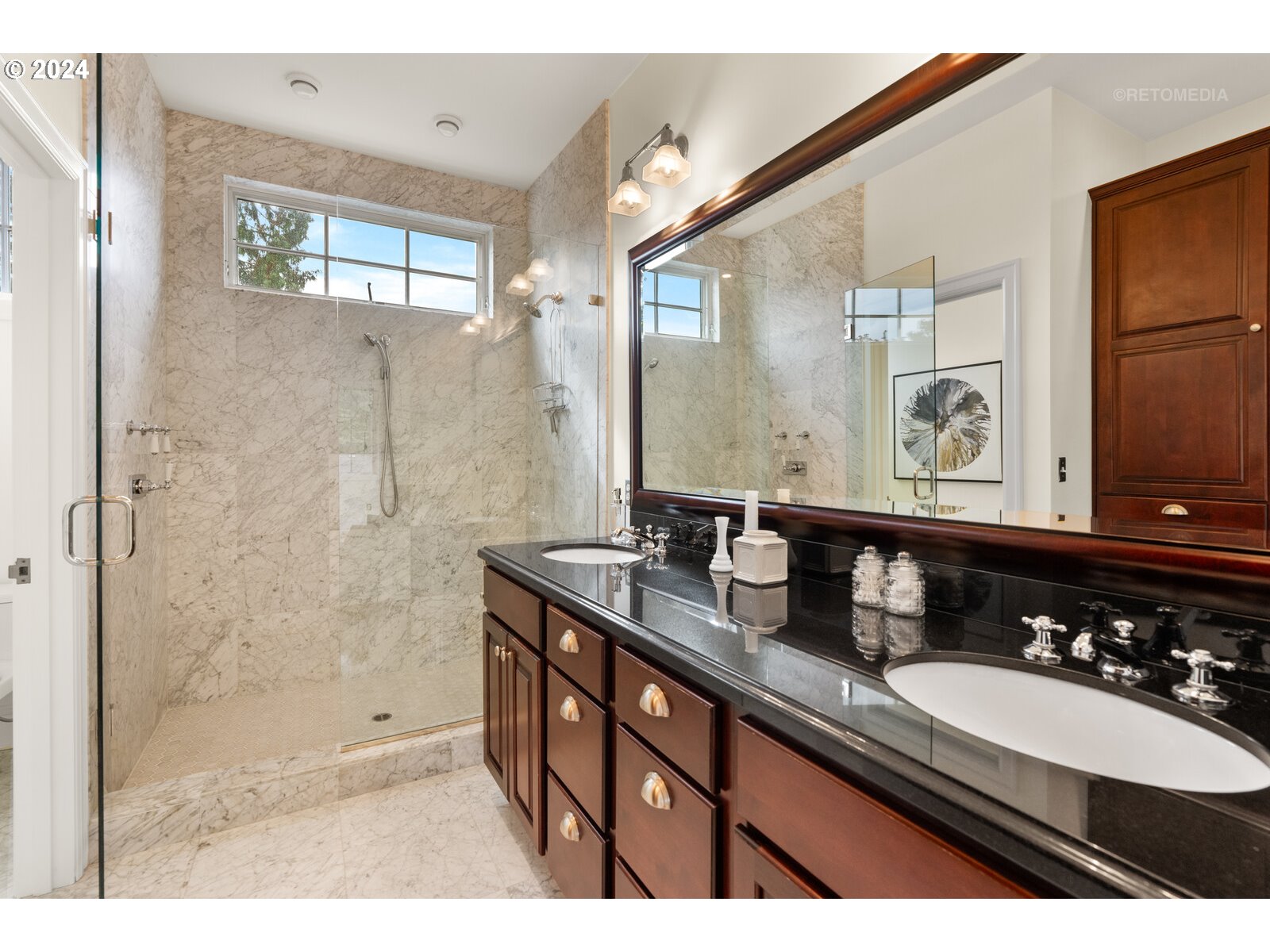 5207 Southwest Dosch Road Portland, OR 97239 - Photo 14 of 46 Gallery Image 14
