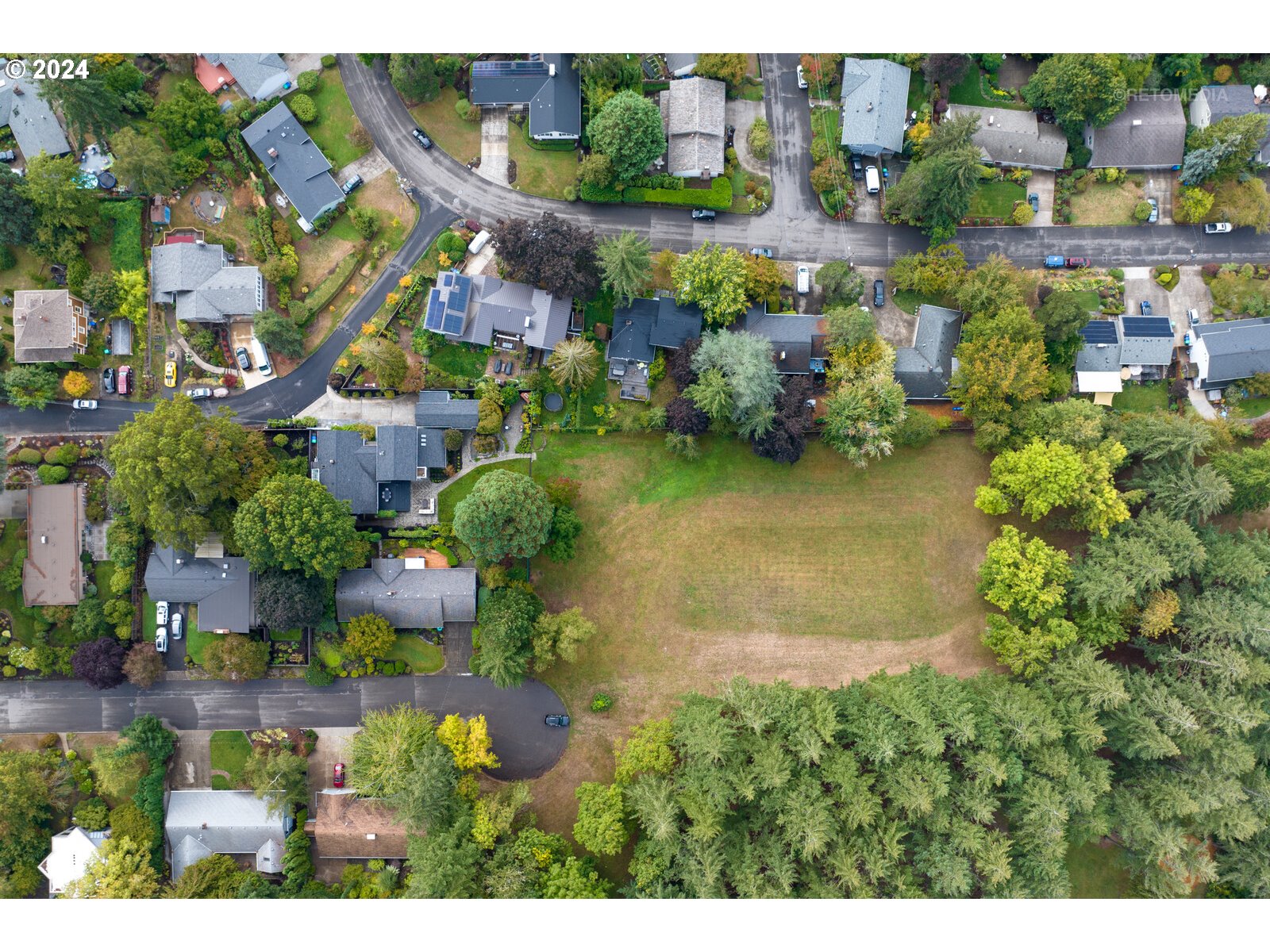 5207 Southwest Dosch Road Portland, OR 97239 - Photo 43 of 46 Gallery Image 43