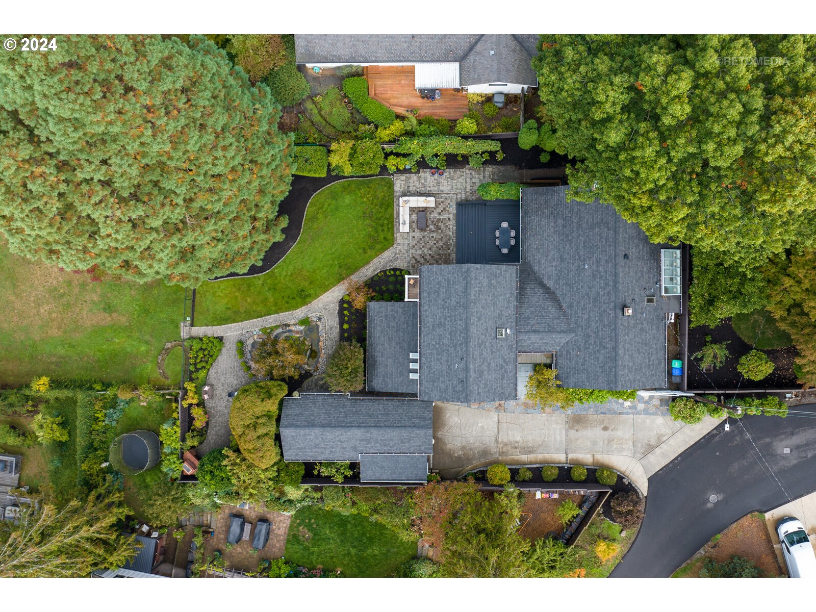 5207 Southwest Dosch Road Portland, OR 97239 - Photo 45 of 46 Gallery Image 45