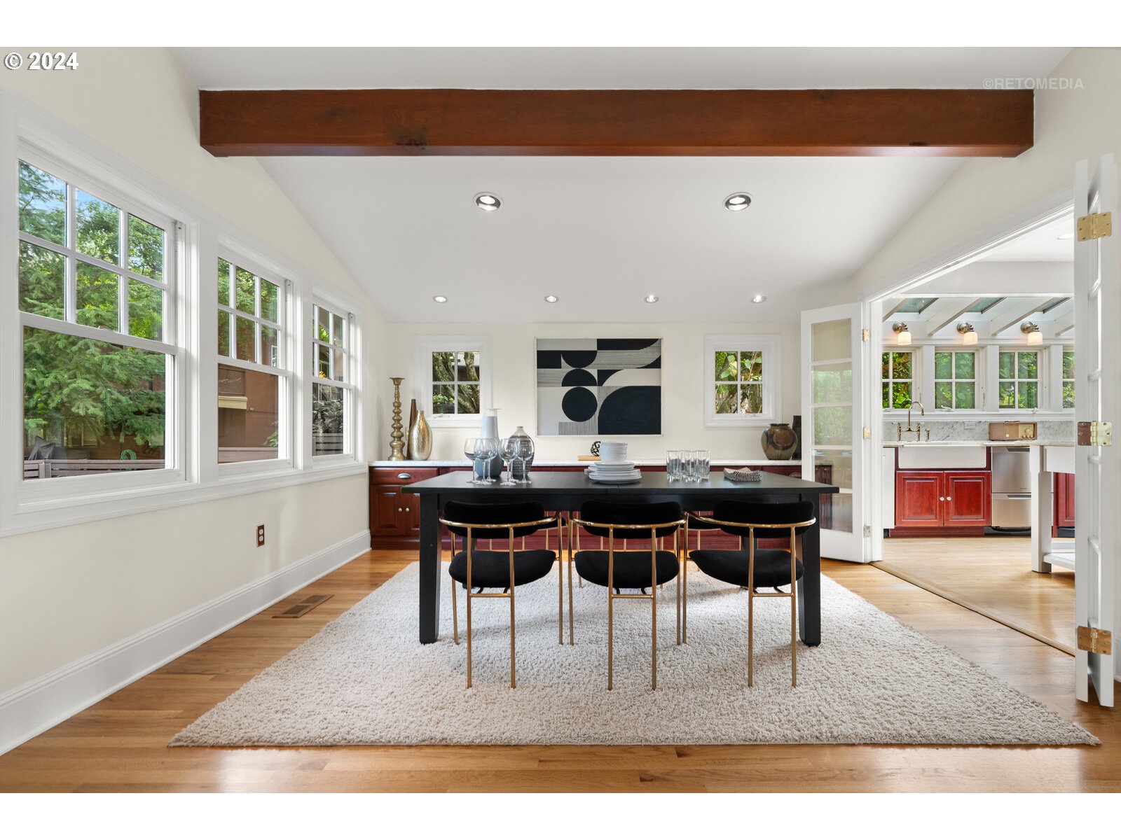 5207 Southwest Dosch Road Portland, OR 97239 - Photo 8 of 46 Gallery Image 8