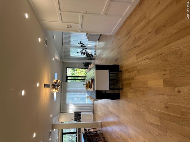 120 Longfellow Road Great Neck, NY 11023 - Photo 4 of 27