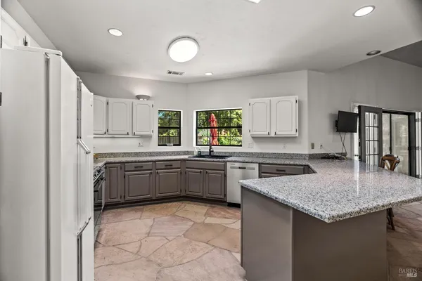 $4,800 | 6578 Oak Leaf Court, Yountville, CA 94599