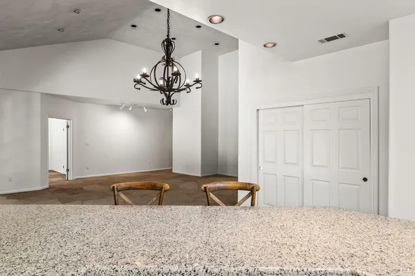 $4,800 | 6578 Oak Leaf Court, Yountville, CA 94599