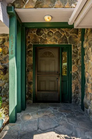 $4,800 | 6578 Oak Leaf Court, Yountville, CA 94599
