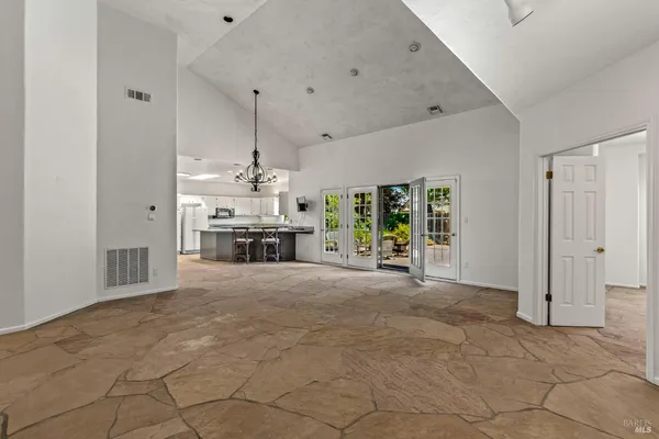 $4,800 | 6578 Oak Leaf Court, Yountville, CA 94599