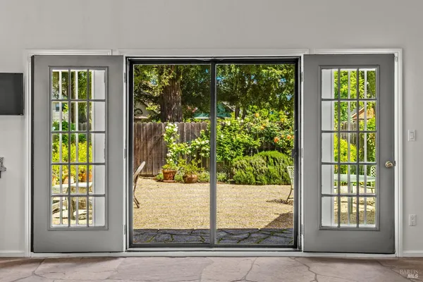 $4,800 | 6578 Oak Leaf Court, Yountville, CA 94599