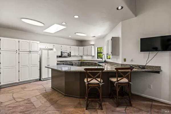 $4,800 | 6578 Oak Leaf Court, Yountville, CA 94599