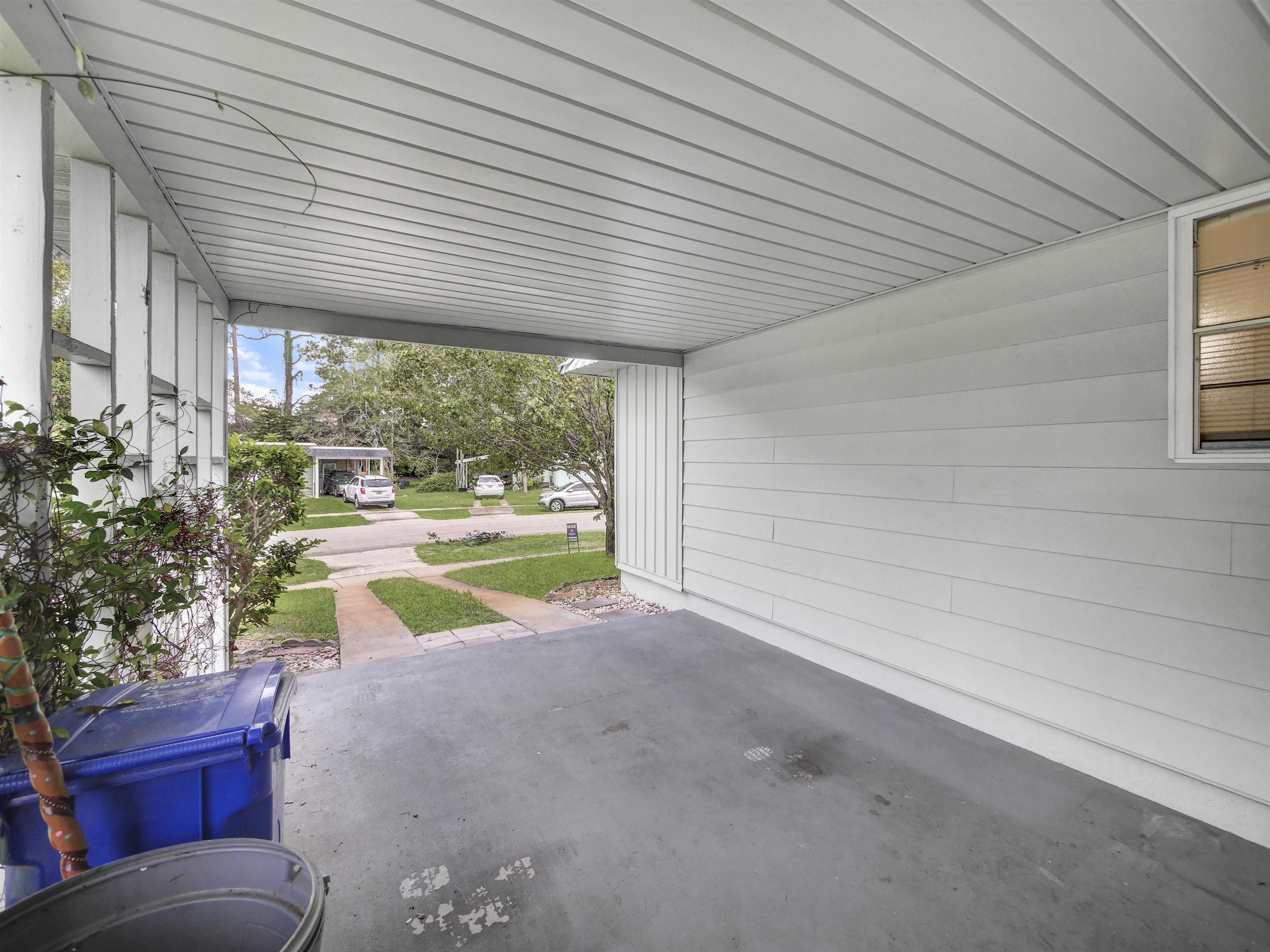 879 Palermo Road St. Augustine, FL 32086 - Photo 22 of 38 a view of backyard with swimming pool and furniture