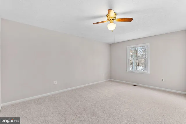 $900,000 | 45 Carrollton Road, Sterling, VA 20165