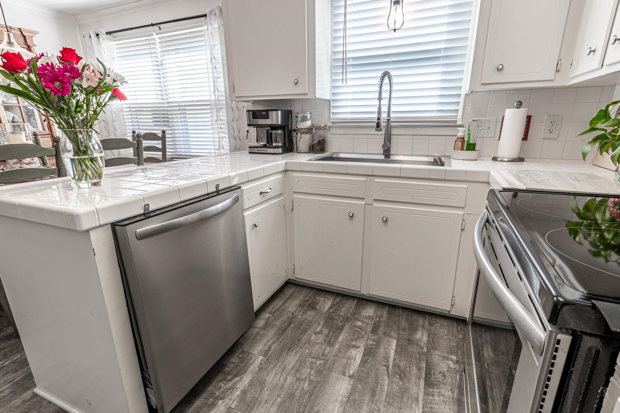 124 Manor Circle Myrtle Beach, SC 29588 - Photo 10 of 39