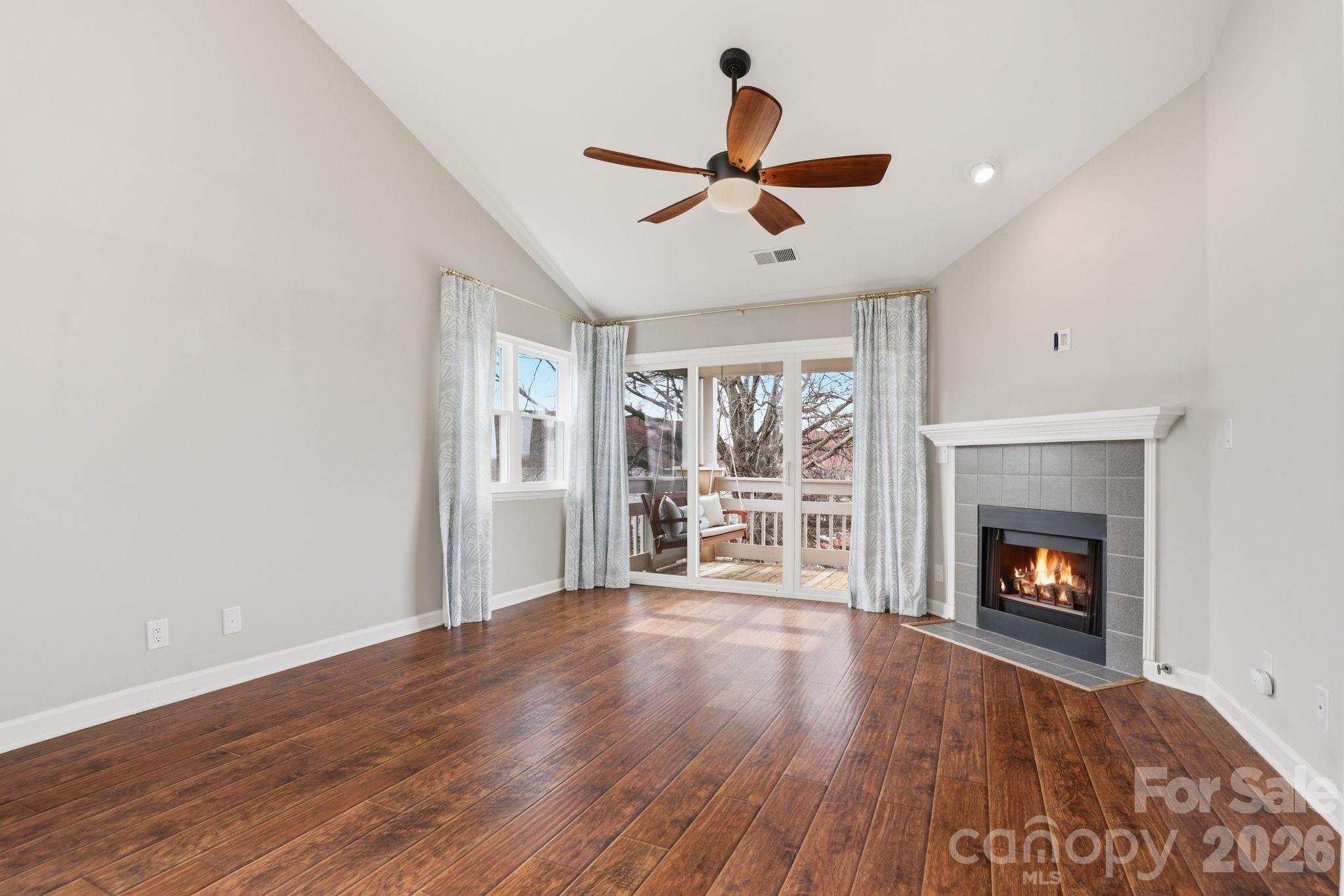 18009 Kings Point Drive, Unit R Cornelius, NC 28031 - Photo 7 of 34