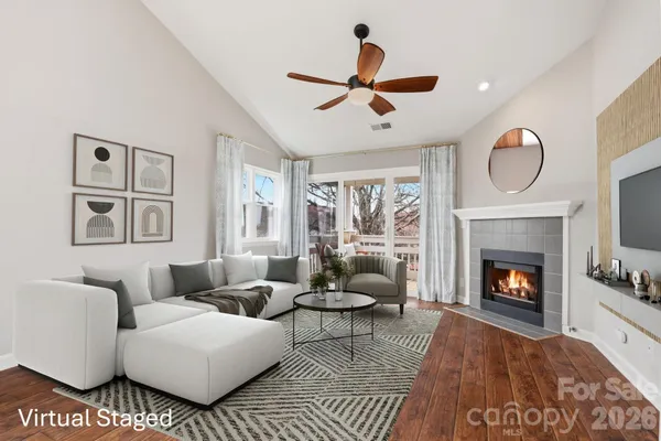 $535,000 | 18009 Kings Point Drive, Unit R, Cornelius, NC 28031