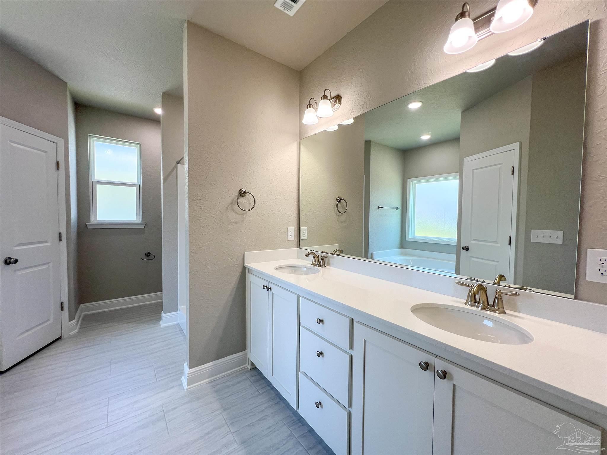 5381 Parkside Drive Pace, FL 32571 - Photo 12 of 32