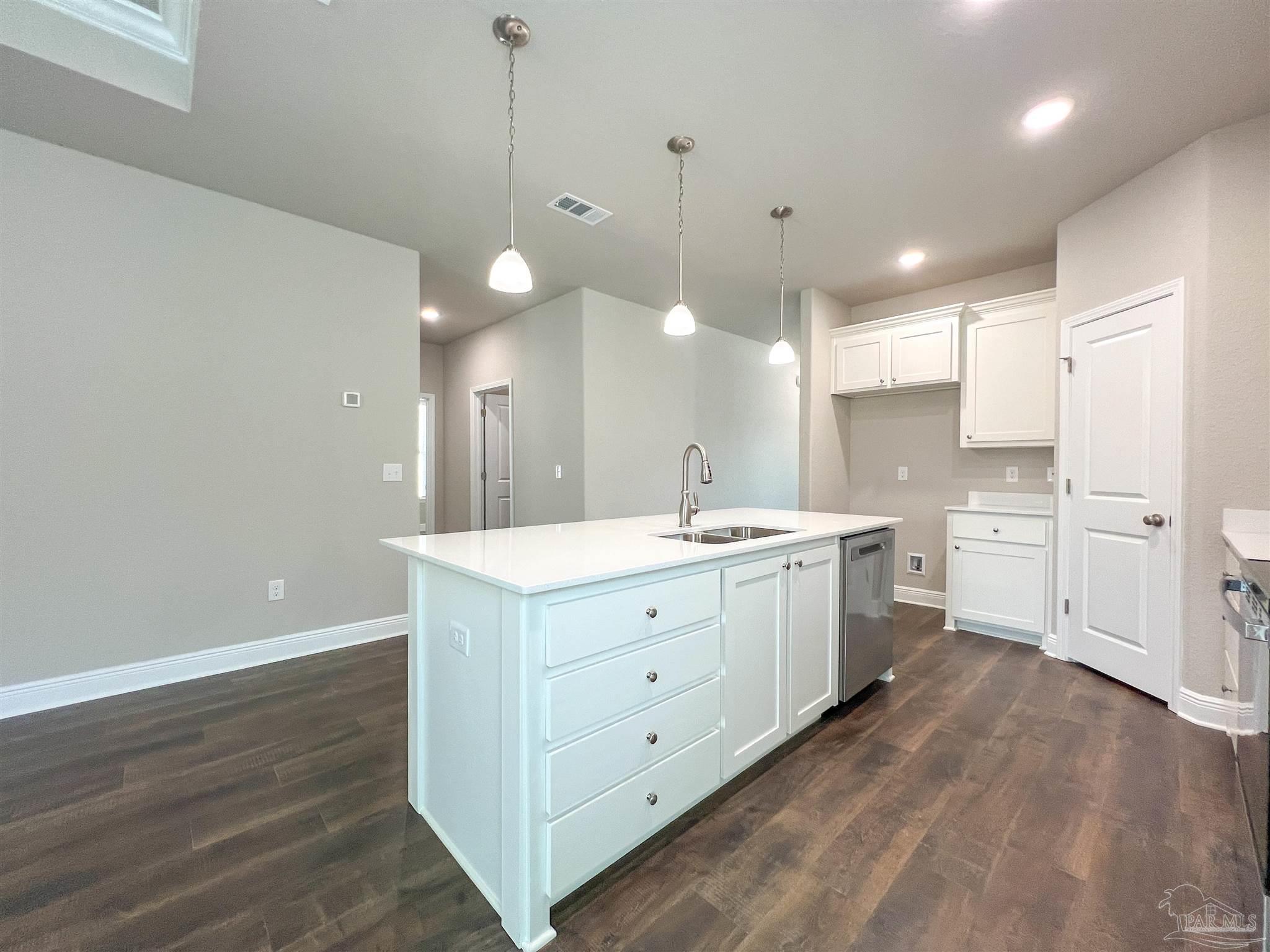 5381 Parkside Drive Pace, FL 32571 - Photo 4 of 32