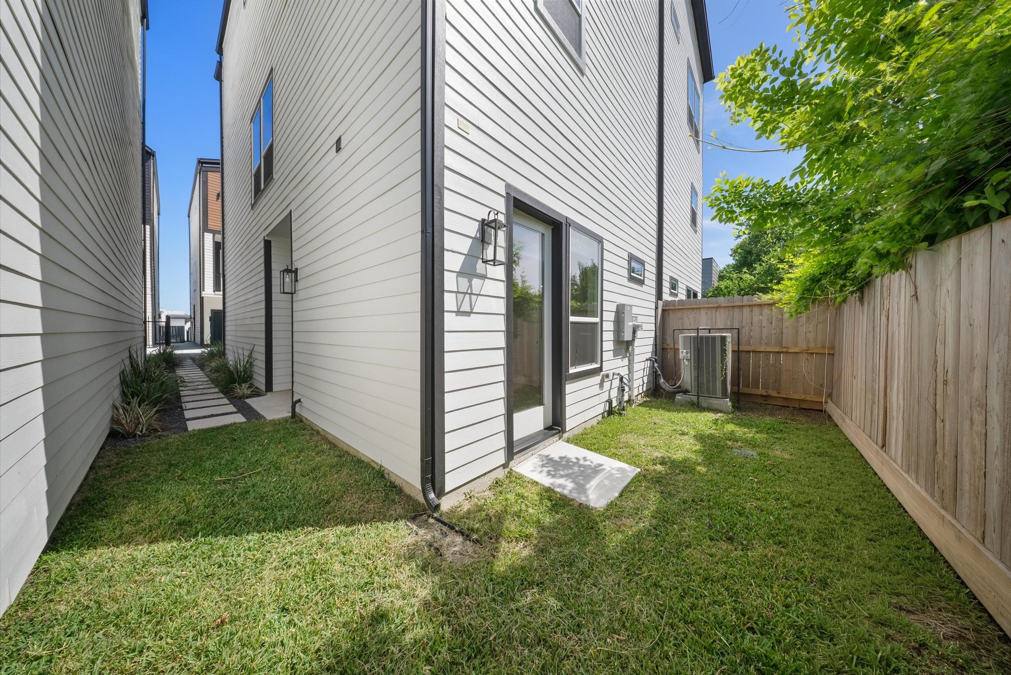 4013 Griggs Road, Unit D Houston, TX 77021 - Photo 11 of 25