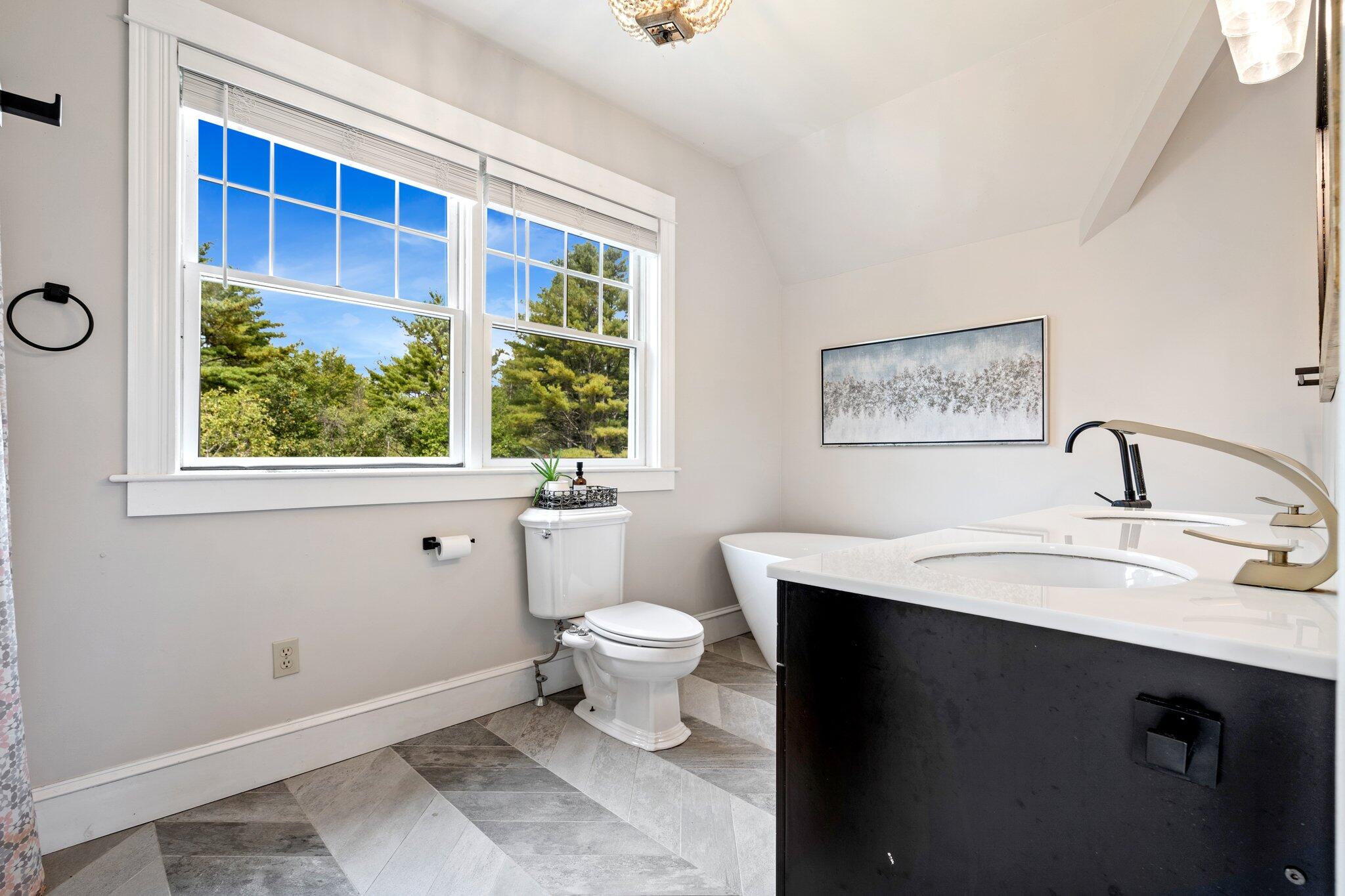 114 Ledge Road Yarmouth, ME 04096 - Photo 50 of 71 Primary en-suite bathroom