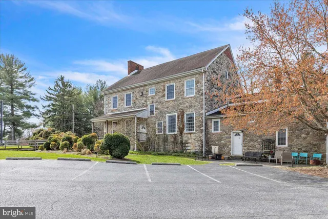 $2,000 | 2331 Mt Hebron Drive, Ellicott City, MD 21042