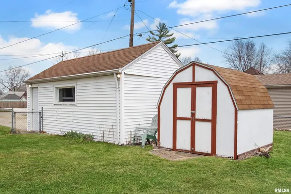 $159,900 | 818 West Truitt Avenue, Chillicothe, IL 61523