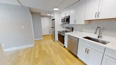 $2,700 | 89 Woodrow Avenue, Unit 6, Boston, MA 02124