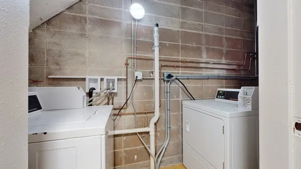 $2,700 | 89 Woodrow Avenue, Unit 6, Boston, MA 02124