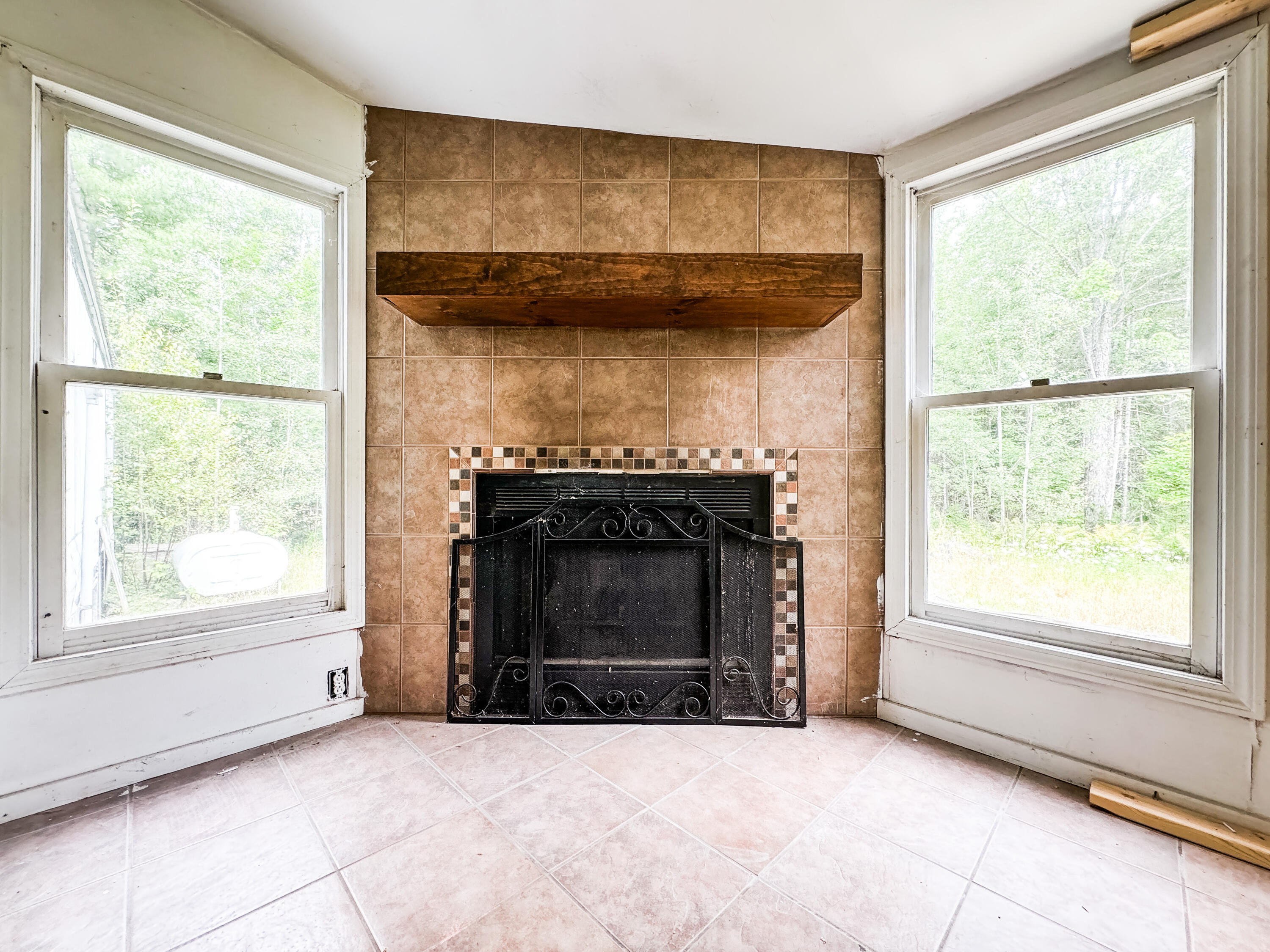 562 County Road Milford, ME 04461 - Photo 13 of 23 IMG_9334