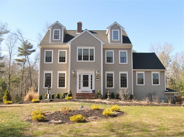 253 County Road Rochester, MA 02770 - Photo 1 of 30 a front view of a house with a yard