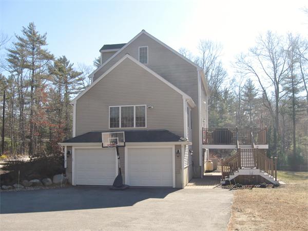 253 County Road Rochester, MA 02770 - Photo 28 of 30 a view of a white house