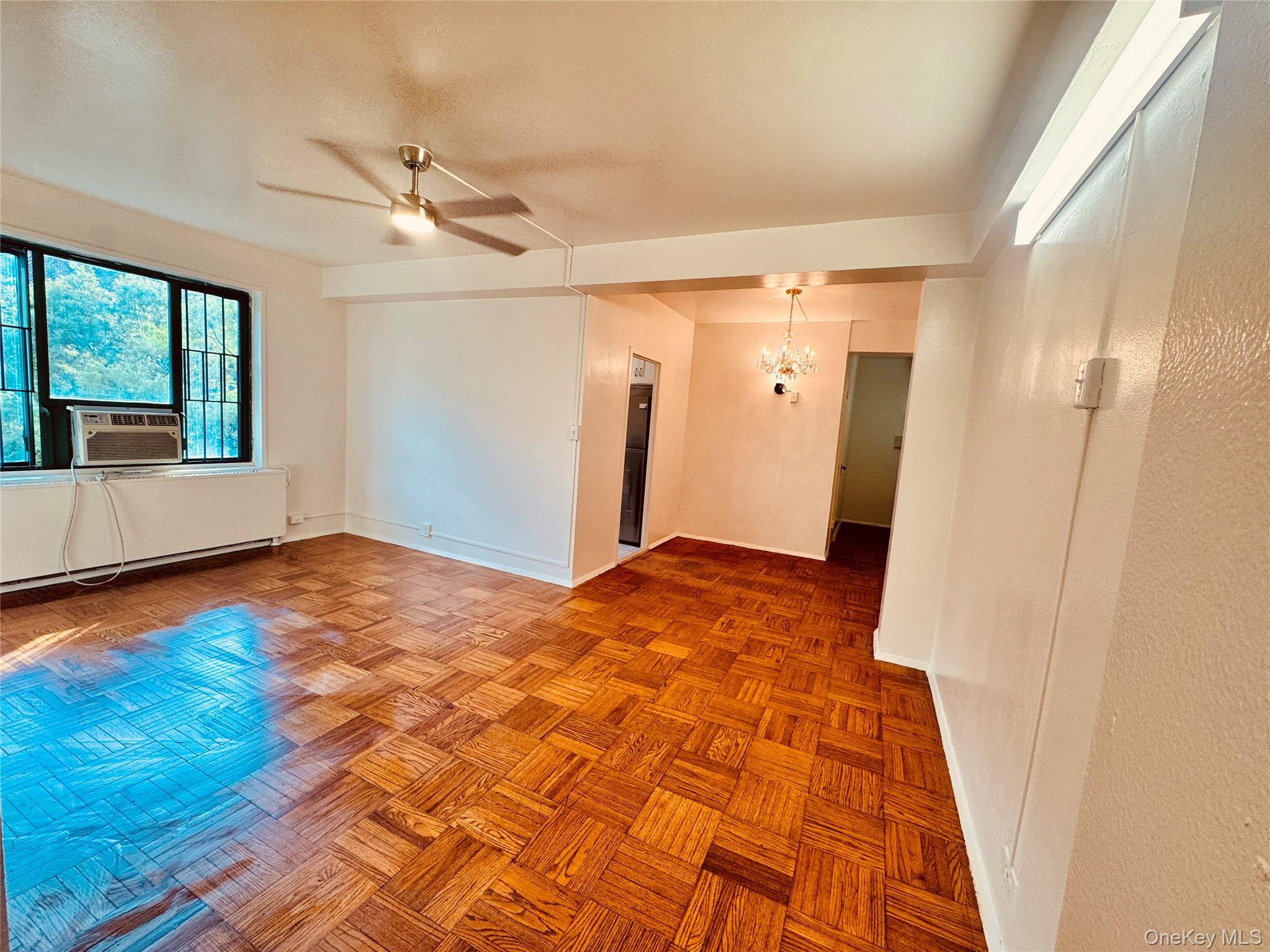 1560 Unionport Road, Unit 3G Bronx, NY 10462 - Photo 1 of 14