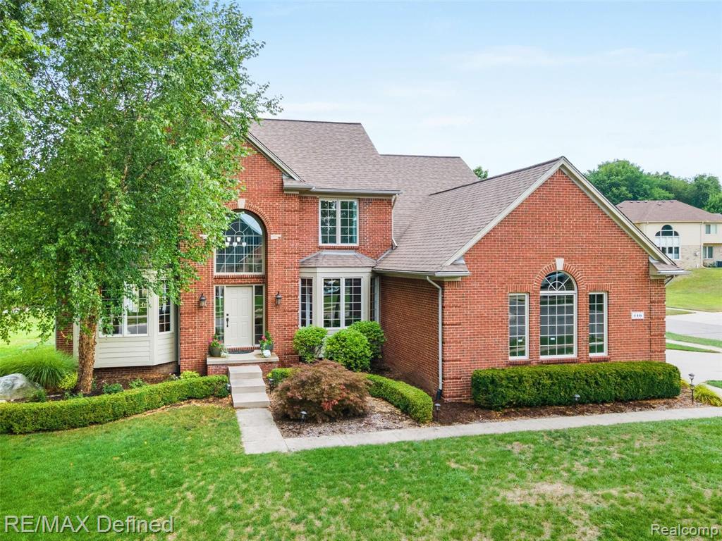 116 Scarborough Lane Rochester Hills, MI 48306 - Photo 2 of 53
