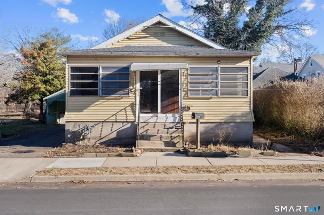 $239,000 | 243 Grove Street, Meriden, CT 06451