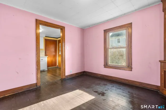 $239,000 | 243 Grove Street, Meriden, CT 06451