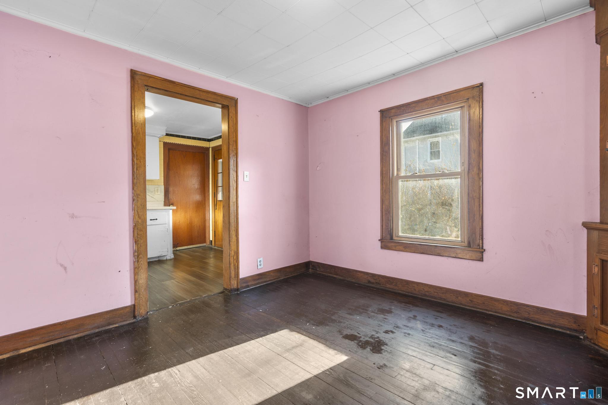 243 Grove Street Meriden, CT 06451 - Photo 13 of 31