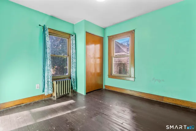 $239,000 | 243 Grove Street, Meriden, CT 06451