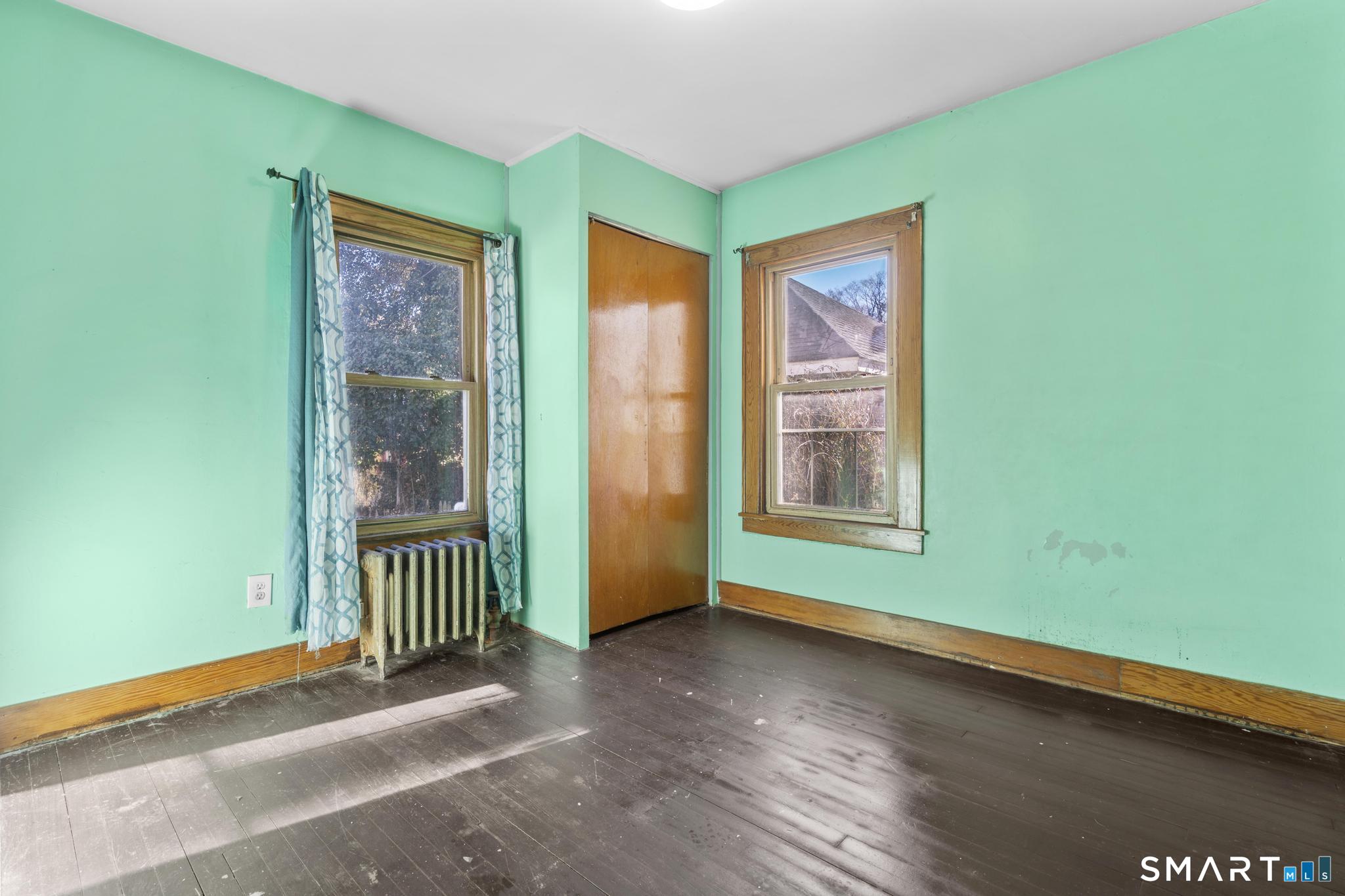 243 Grove Street Meriden, CT 06451 - Photo 23 of 31