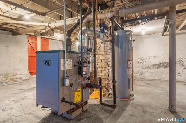 $239,000 | 243 Grove Street, Meriden, CT 06451