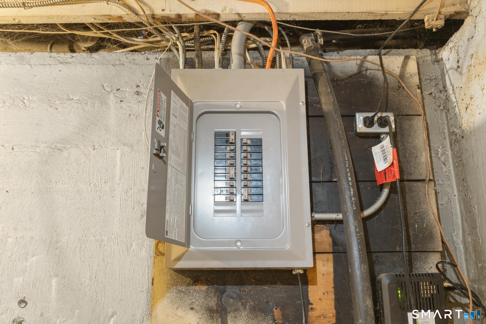 243 Grove Street Meriden, CT 06451 - Photo 27 of 31