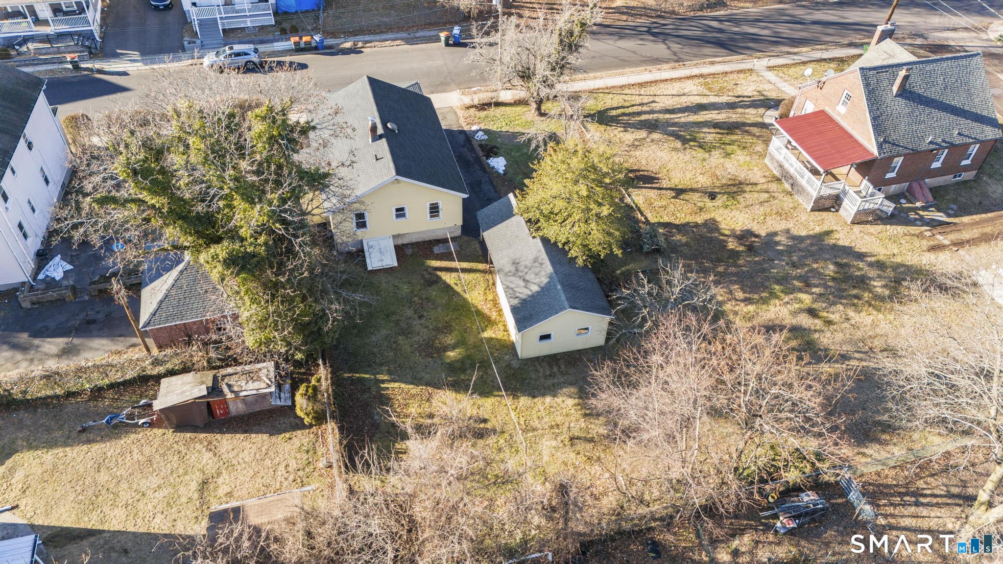 243 Grove Street Meriden, CT 06451 - Photo 3 of 31