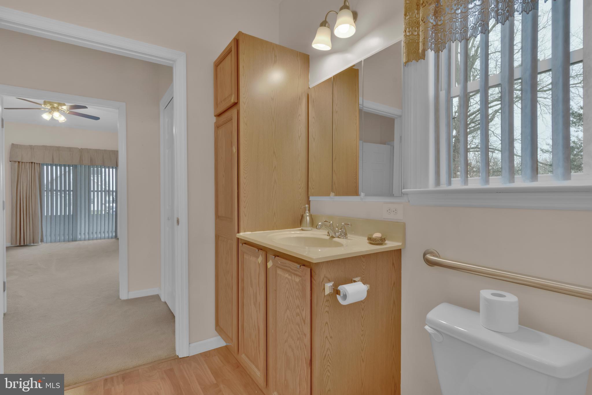 1325 East Riverside Avenue Baltimore, MD 21221 - Photo 32 of 62 1st Primary Bath