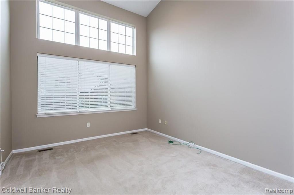 41863 Mitchell Road, Unit 17 Novi, MI 48377 - Photo 5 of 39