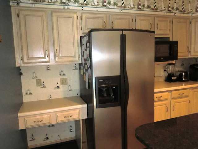 233 Charing Cross Road Indianapolis, IN 46217 - Photo 11 of 24 Gallery Image 11