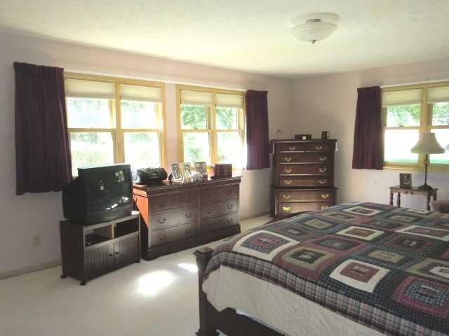 233 Charing Cross Road Indianapolis, IN 46217 - Photo 14 of 24 Gallery Image 14