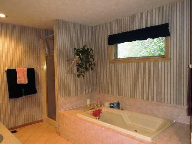 233 Charing Cross Road Indianapolis, IN 46217 - Photo 15 of 24 Gallery Image 15